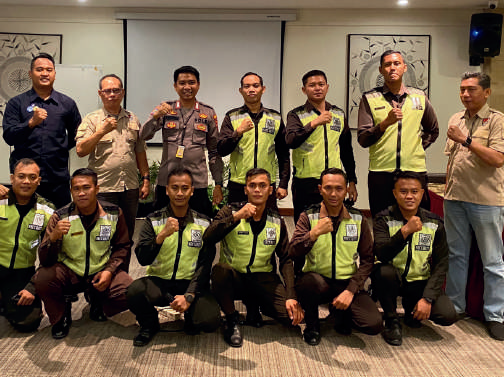 Monitoring & Evaluasi Berkala